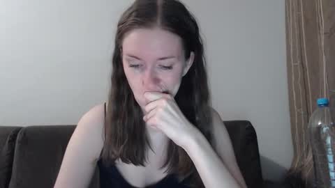 lily_love_x online show from 24, 2, 2026