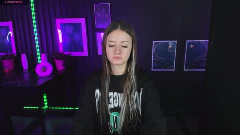 Lily online show from 2, 3, 2025