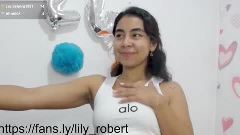 Lily Roberts online show from 15, 9, 2025