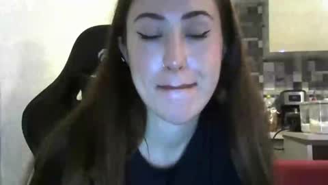 Snapshot of lily_rose22 chatting on 21, 10, 2025 lily_rose22 online show from 21, 10, 2025