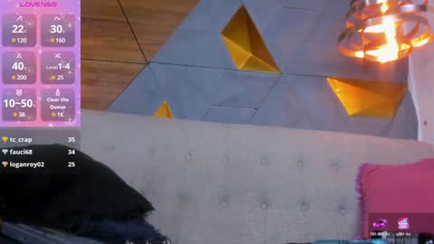 lily_waist online show from 22, 1, 2025