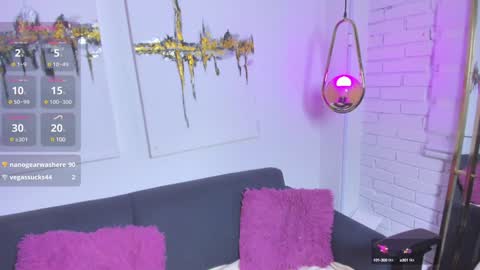 lily_waist online show from 7, 2, 2025