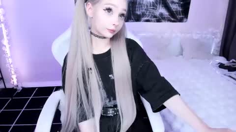 Lily online show from 24, 6, 2026