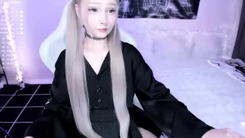 Lily online show from 31, 7, 2026