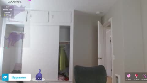 Lily Grace online show from 31, 10, 2025