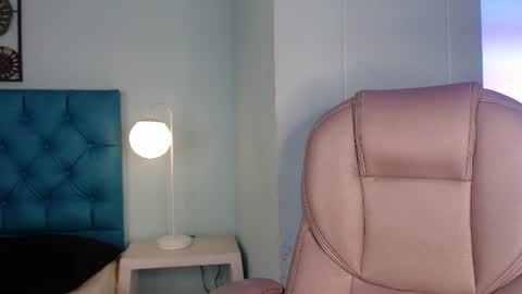 lilyred_ online show from 11, 7, 2026