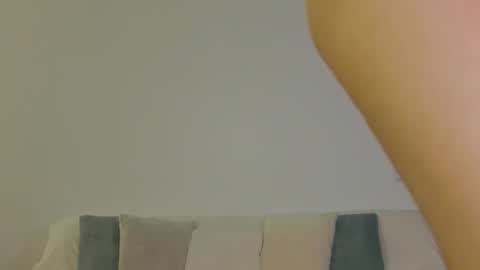 Lily online show from 3, 10, 2025