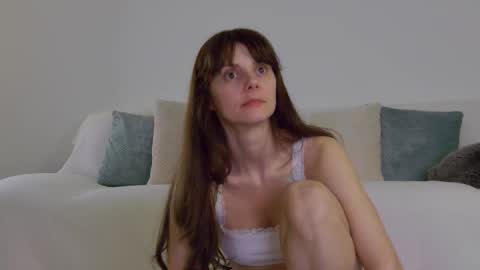 Lily online show from 17, 2, 2026