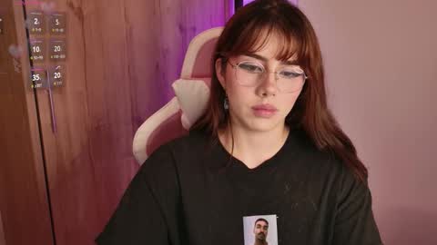 lily help me to collect more cosplay online show from 16, 12, 2025