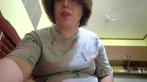 Snapshot of lilysette chatting on 27, 6, 2026 lilysette online show from 27, 6, 2026