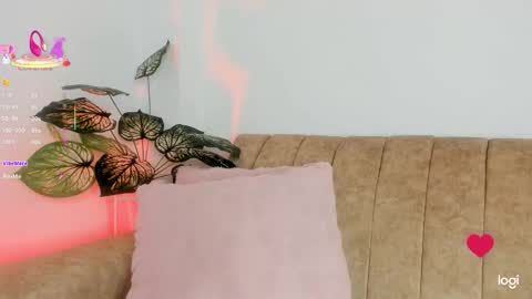 Lily  online show from 13, 10, 2025