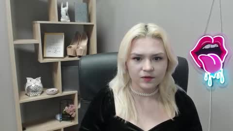 Lily online show from 24, 2, 2026