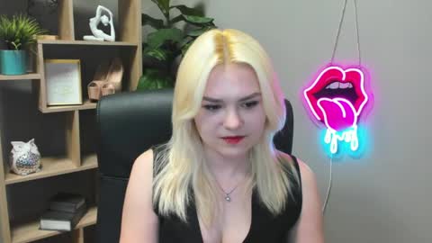 Lily online show from 24, 3, 2026