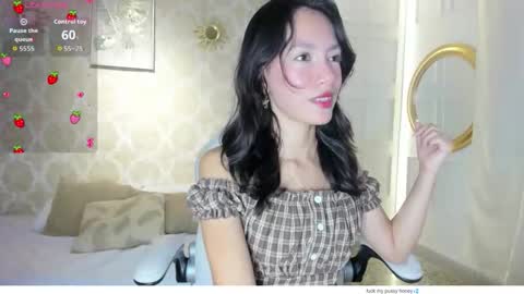 lilythea_ online show from 17, 5, 2026