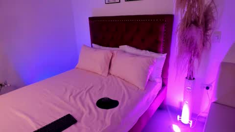   online show from 17, 2, 2026