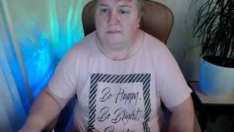 Snapshot of limonka_fire chatting on 3, 1, 2025 Limonka Fire online show from 3, 1, 2025