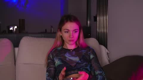 limy_sweet online show from 5, 2, 2025