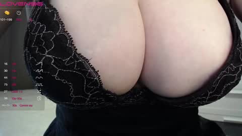 Lina online show from 9, 3, 2025