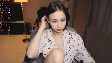 Scarlet online show from 19, 3, 2026