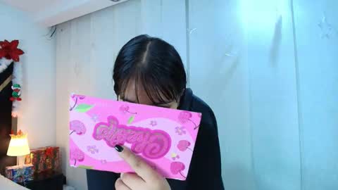  Lina Bedoya  online show from 17, 12, 2025