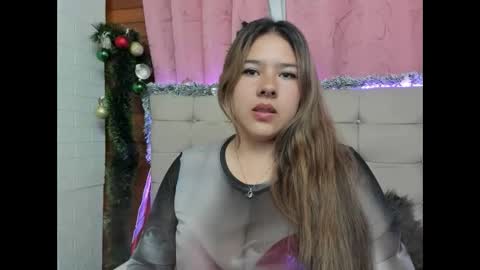 Snapshot of lina_browm chatting on 11, 12, 2024 Lina Browm online show from 11, 12, 2024