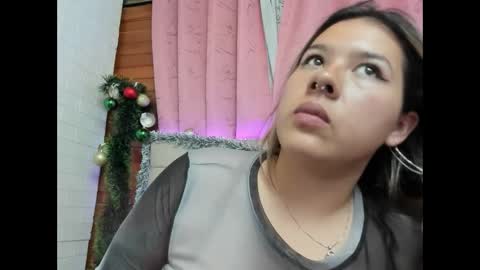 Snapshot of lina_browm chatting on 12, 12, 2024 Lina Browm online show from 12, 12, 2024