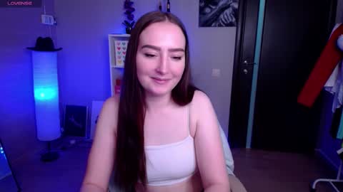 Snapshot of lina_flawless chatting on 4, 3, 2025 Lina online show from 4, 3, 2025