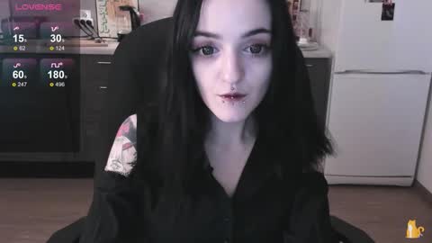 Lina 3  1715622743 online show from 24, 11, 2025