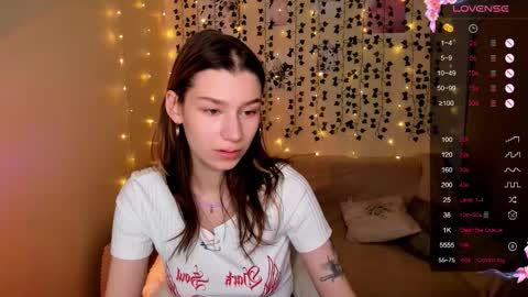 Lina online show from 6, 11, 2025