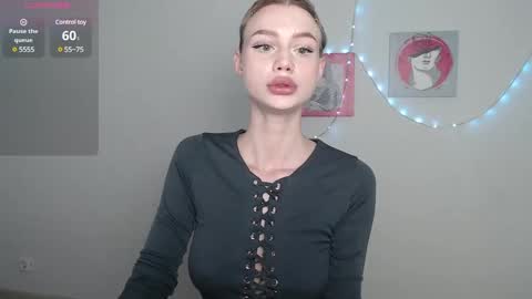 Snapshot of linacute52 chatting on 4, 2, 2025 linacute52 online show from 4, 2, 2025