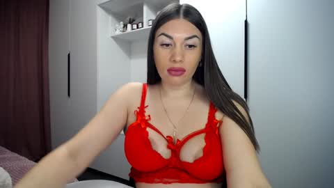 Lina Sparks online show from 10, 12, 2024