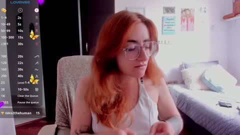 Snapshot of linda_giggle chatting on 2, 12, 2024 Giggles online show from 2, 12, 2024