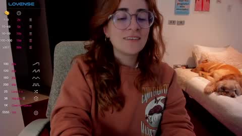 Snapshot of linda_giggle chatting on 12, 12, 2024 Giggles online show from 12, 12, 2024