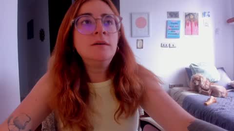 Snapshot of linda_giggle chatting on 23, 12, 2024 Giggles online show from 23, 12, 2024