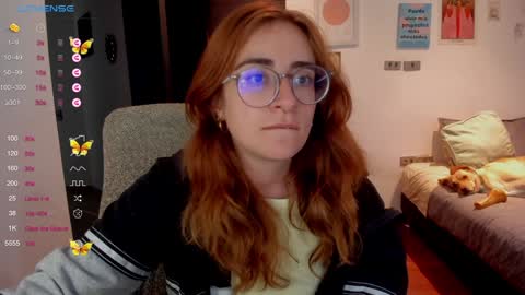 Snapshot of linda_giggle chatting on 23, 12, 2024 Giggles online show from 23, 12, 2024