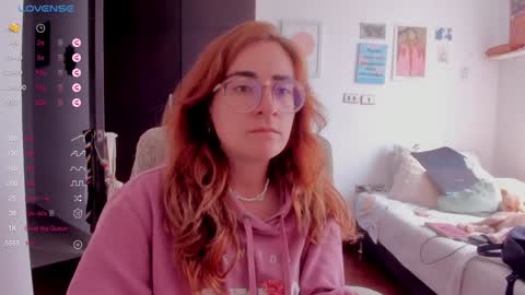 Snapshot of linda_giggle chatting on 10, 1, 2025 Giggles online show from 10, 1, 2025