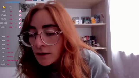 Snapshot of linda_giggle chatting on 10, 2, 2025 Giggles online show from 10, 2, 2025