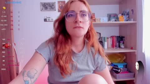 Snapshot of linda_giggle chatting on 20, 2, 2025 Giggles online show from 20, 2, 2025