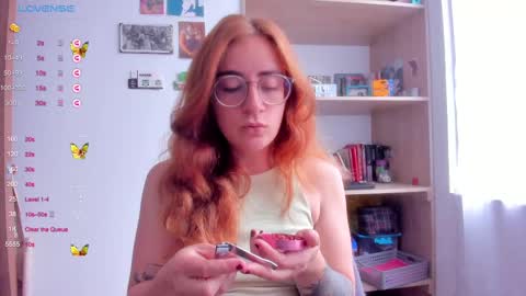 Snapshot of linda_giggle chatting on 28, 2, 2025 Giggles online show from 28, 2, 2025