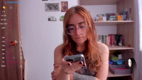 Snapshot of linda_giggle chatting on 6, 3, 2025 Giggles online show from 6, 3, 2025