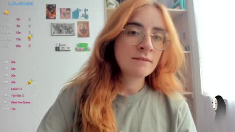 Snapshot of linda_giggle chatting on 9, 3, 2025 Giggles online show from 9, 3, 2025