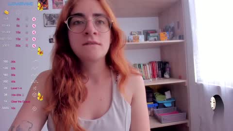 Snapshot of linda_giggle chatting on 10, 3, 2025 Giggles online show from 10, 3, 2025