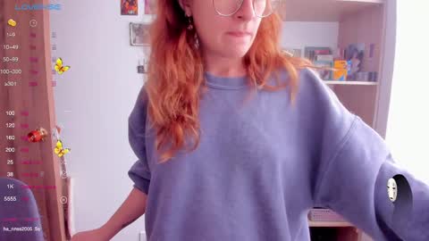 Snapshot of linda_giggle chatting on 12, 3, 2025 Giggles online show from 12, 3, 2025