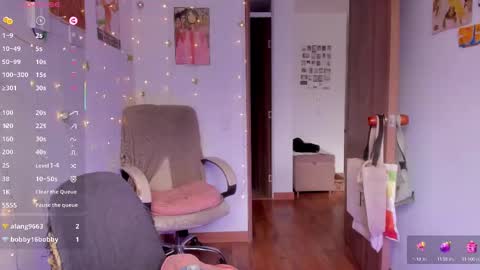 Snapshot of linda_giggle chatting on 24, 9, 2025 Giggles online show from 24, 9, 2025