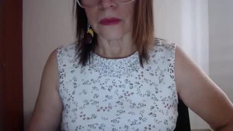 Snapshot of linda_hanna1977 chatting on 7, 2, 2026 Linda Hanna online show from 7, 2, 2026