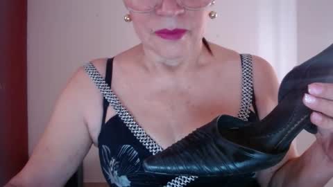 Snapshot of linda_hanna1977 chatting on 9, 2, 2026 Linda Hanna online show from 9, 2, 2026
