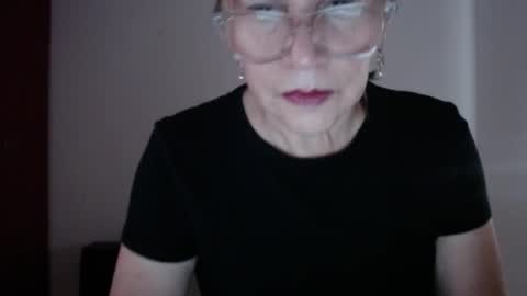 Snapshot of linda_hanna1977 chatting on 16, 2, 2026 Linda Hanna online show from 16, 2, 2026