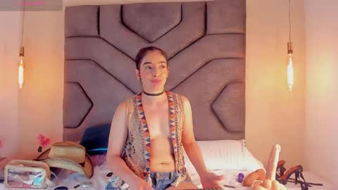 Linda Saenz online show from 21, 2, 2025