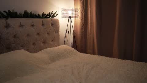 Call me Linda online show from 10, 2, 2025