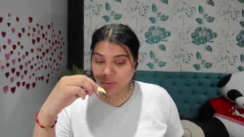    online show from 20, 2, 2025